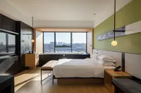 SFEEL Designer Hotel (Yulin International Trade Center Branch) Các khách sạn gần Yucaihan Huaxiang Shi Museum