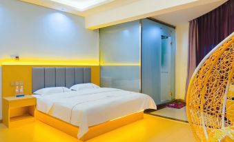 Jingan Fashion Hotel (Yuxi Zhujin Road Passenger Transport Station)