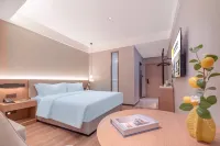 CoreSpot Mingyue Lake Resort Hotel (Chongzuo Daxin County People's Government Detian Square)