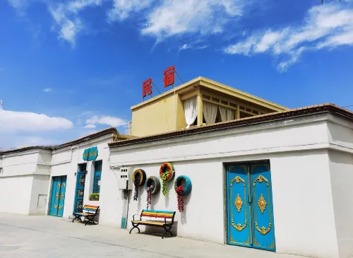 kuche  Longing Alley Homestay Hotel