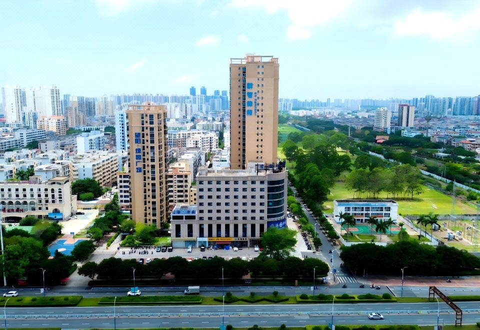 hotel overview picture
