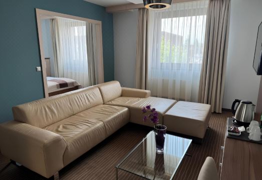 4. 호텔 파물러스..