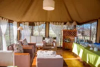 Kenzan Matawi Serengeti camp Hotels in Robanda