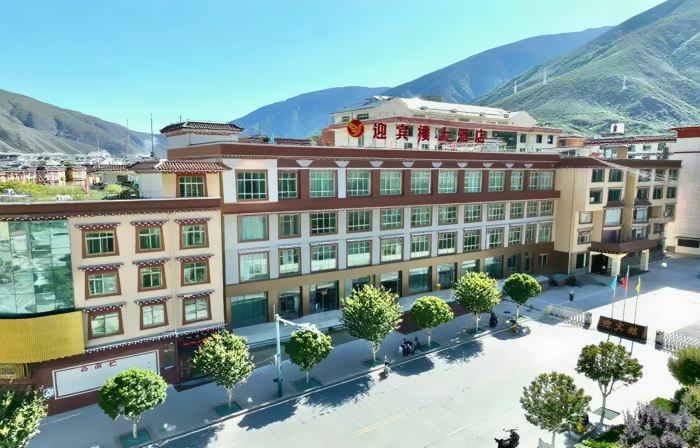 Welcome Building Hotel