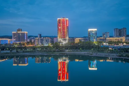 Lijin Hotel (Danjiangkou Dam Branch) Отели в г. Даньцзянкоу