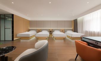 Xilinhot Linbo Hotel