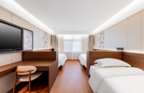 โรงแรมฟิวเจอร์เมนโพสต์