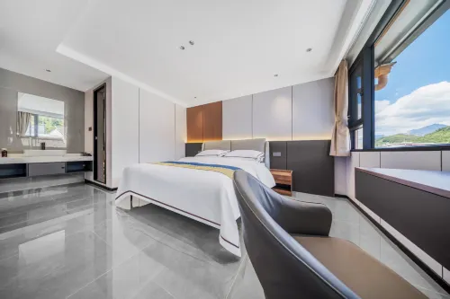 Gongba Hotel (Huanglong Jiuzhai High-Speed Railway Station) - 3 ดาว