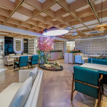 Weitai Hotel Отели рядом с достопримечательностью «Готовная станция для пассажиров в Хичуане»