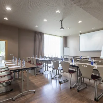 Travelodge Malaga Airport Hotels near Guadalmar