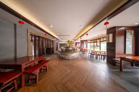 Songqin Inn Отели в г. Вэнъань