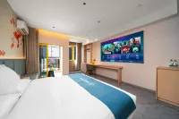 Home Inn · Huayi CASUAL · DELUXE · VACATION Hotel (University Town) - เปิดใหม่