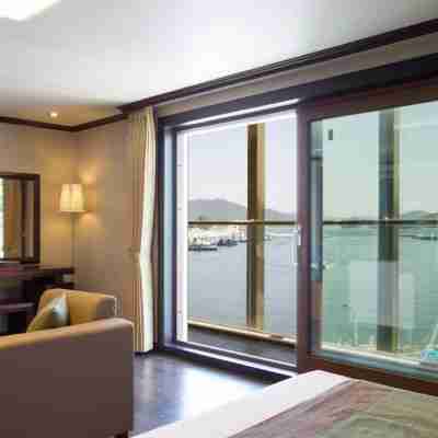 통영엔초비관광호텔 Hotel Exterior