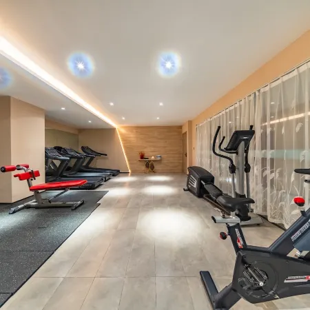 Jindao Hotel (Lanzhou West Railway Station Old Street Huanghe Tower Branch)
