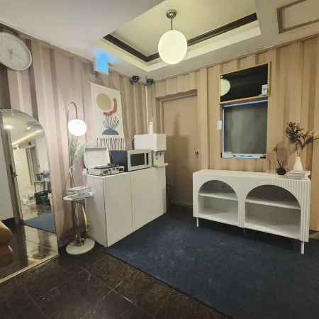 AnOn Hostel Seongsu-Konkuk Отели рядом с достопримечательностью «Кванджингу»