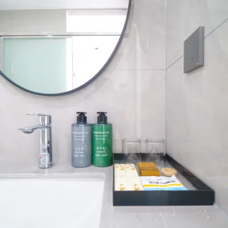 Huan Dao JiaTea Garden Homestay (Wanda Plaza Branch near Dongfang High-Speed Railway Station)