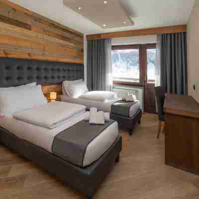 Hotiday Sestriere Ski Run Rooms