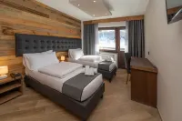Hotiday Sestriere Ski Run Hotels in Sestriere