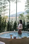 Two Marmots · Wild Luxury Private Hot Spring Resort Moganshan Homestay