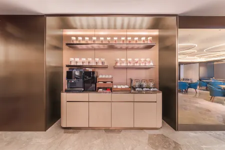 Taizhou The Mixc Finance Center Crystal Orange Hotel Отели рядом с достопримечательностью «Jiangsu Taizhou Garden Expo Park»