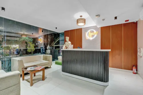 โรงแรม UPAR อินดีรานาการ