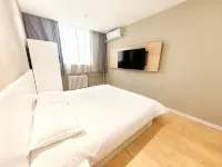 Motel 168 (Beijing Lishuiqiao Metro Station) Hotels near Dongxiaokou Forest Park