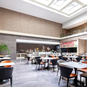 GreenTree Eastern Hotel (Quzhou Airport & High-speed Railway Station Branch)