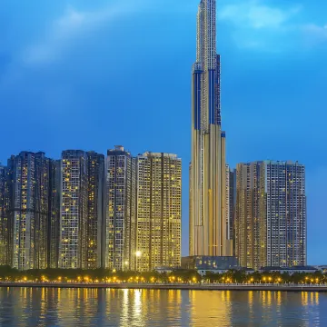 Premier Condotel Landmark 81 – Skyline View & Full Services Hotels near Landmark 81 Sky View Observatory