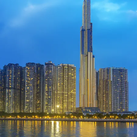 Premier Condotel Landmark 81 – Skyline View & Full Services Отели рядом с достопримечательностью «Небоскреб Landmark 81»