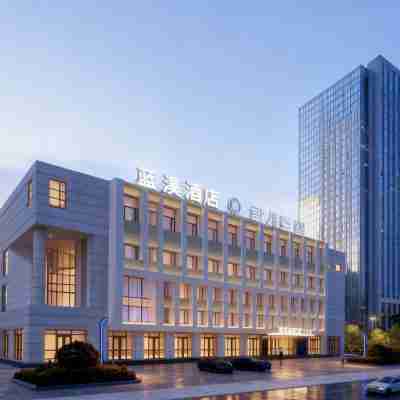 란시 호텔 (옌지 연변대학교 백화점) Hotel Exterior