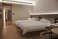 Xipan Qing She Hotel (Lvliang Xiaoyi)