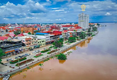 Lbn Asian Hotel Отели рядом с достопримечательностью «Chea Sim University of Kamchaymear Kampongcham Branch»