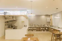 Jiashida Hotel (Hami Dongjiangchun Market) Hotels in Xinxing