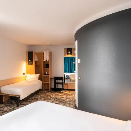 B&B Hotel Calais Terminal Cité Europe 3 étoiles