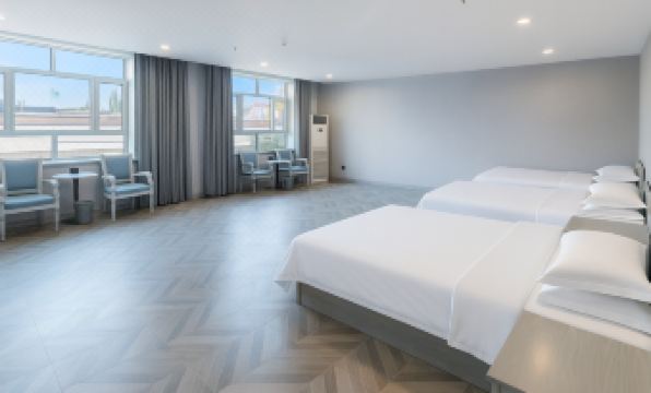 Wanxiang Liya Hotel (Cultural Square)