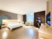 Qingye E-sports Homestay (Boluo Overseas Chinese High School Tianhong Shopping Center) - อีสปอร์ต