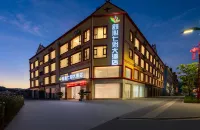 Shuxin Qicai Grand Hotel Hotels in Shuangjiang