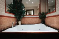 謝拉庫夫庭院酒店 - SPA