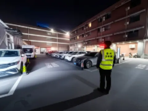 曼卡金蘋果ホテル（費県東方ショッピングモール） 費県のホテル