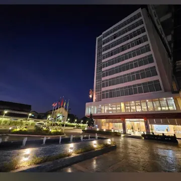 ST Central Hotel, Pakse Отели в г. Паксе