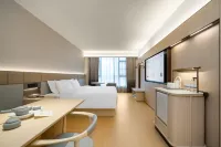 All Season Hotel (Liuzhou Luzhai Administrative Square Branch)