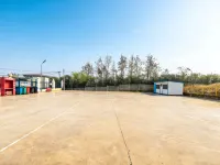 South Station Hotel Hotels in Xinhua