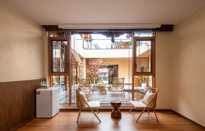 Chunshuiju Homestay (Guiyang Longdongbao International Airport Wushan Canyon Scenic Area)