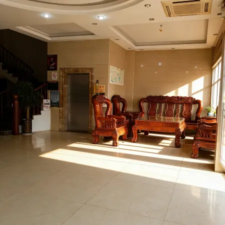 Dongxing Xingyao Business Hotel