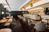 MYTHIC SANA Downtown Suites