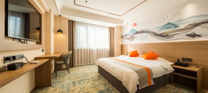 Weige Hotel (Daqing East Station Xingyao Tiandi Life Center) Отели в г. Дацин