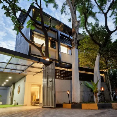 Chembur Homeotel - Gagal Home Hotels near Govandi