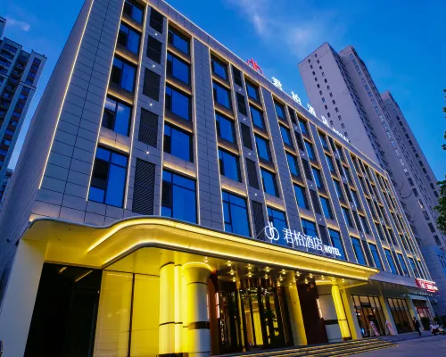 Junbo Hotel(Anyang Linzhou Hongqi Canal Avenue Municipal Government Branch) Hotels in Linzhou
