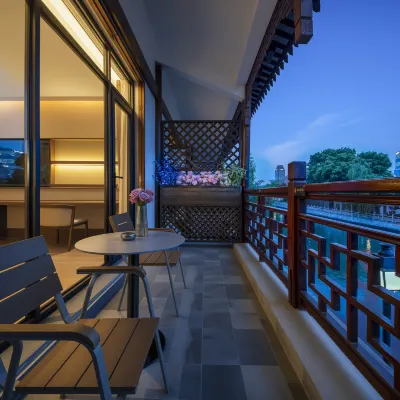 Suzhou Shantang Hepan Hotel (Shantang Street & Shilu Metro Station Branch) Hotels near Qilishantang