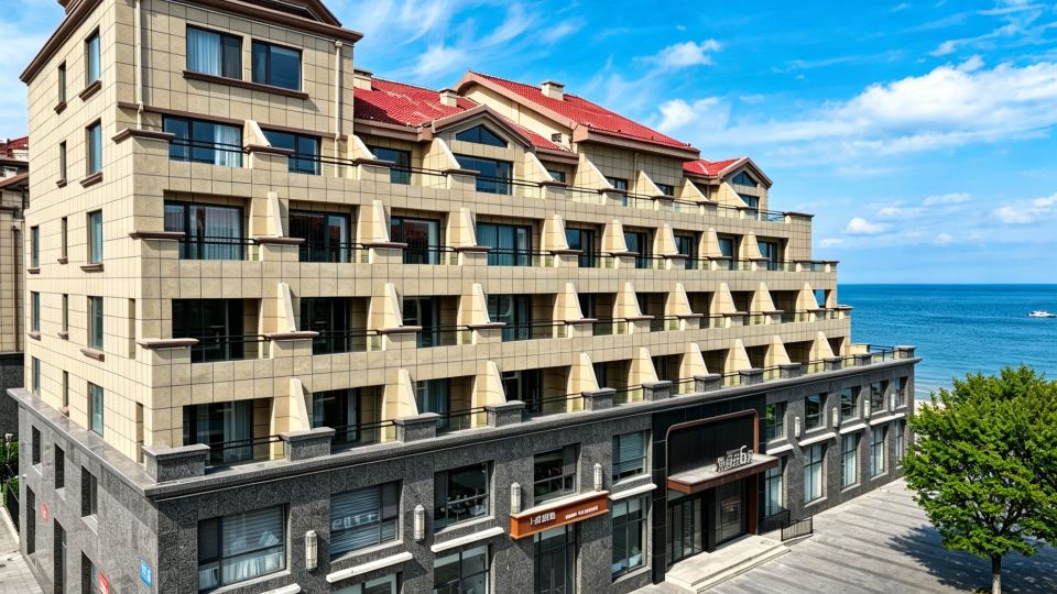 Banyuewan No. 6 Hotel (Banyuewan Beach)